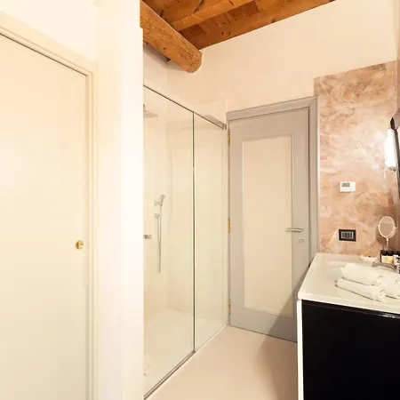 Appartement Palazzo Reggiani - Dante Alighieri *